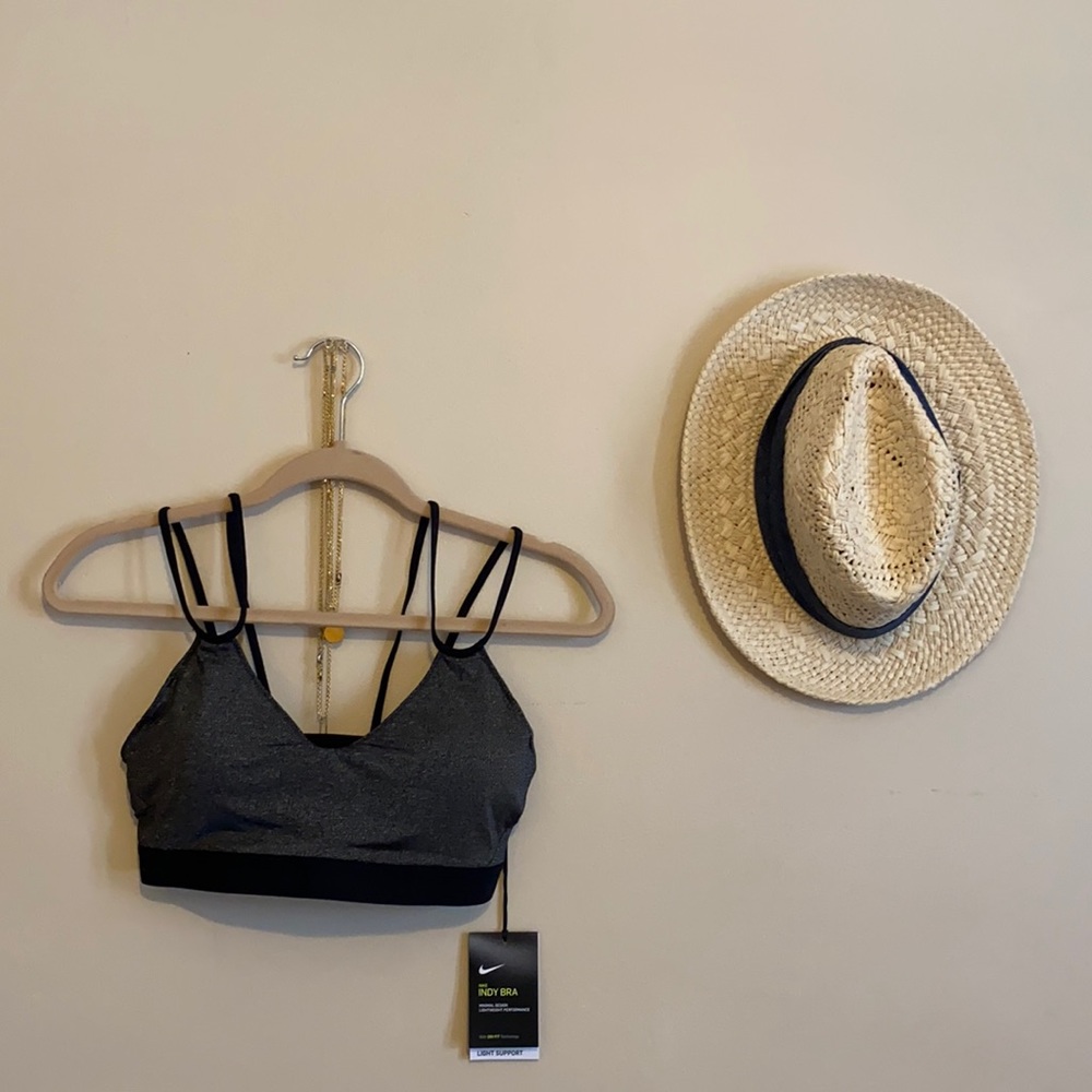 NWT Nike Indy Sports Bra